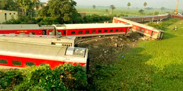 india-train-accident