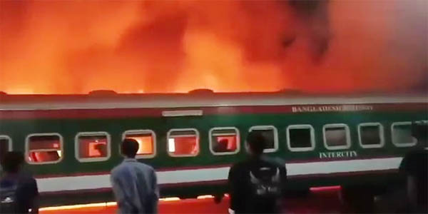 midnight-tangile-train-fire-newsasia24