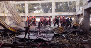 3-people-injured-in-Rajshahip-university-hall-roof-collapse-newsasia24