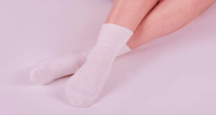 Don't-sleep-wearing-socks-in-winter-newsasia24